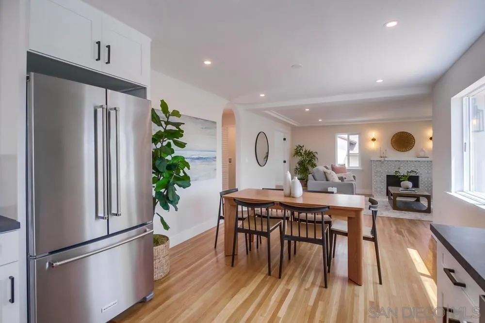 https://cdn.realtyfeed.com/cdn/127/250031951/668a5f105b1dbbbd7a0eaf445dd080d8.webp