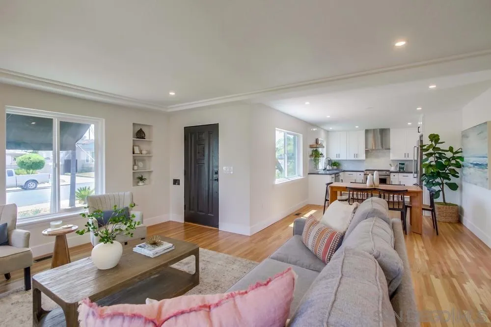 https://cdn.realtyfeed.com/cdn/127/250031951/80232a2002cd131a43c0ef41a0af6a36.webp
