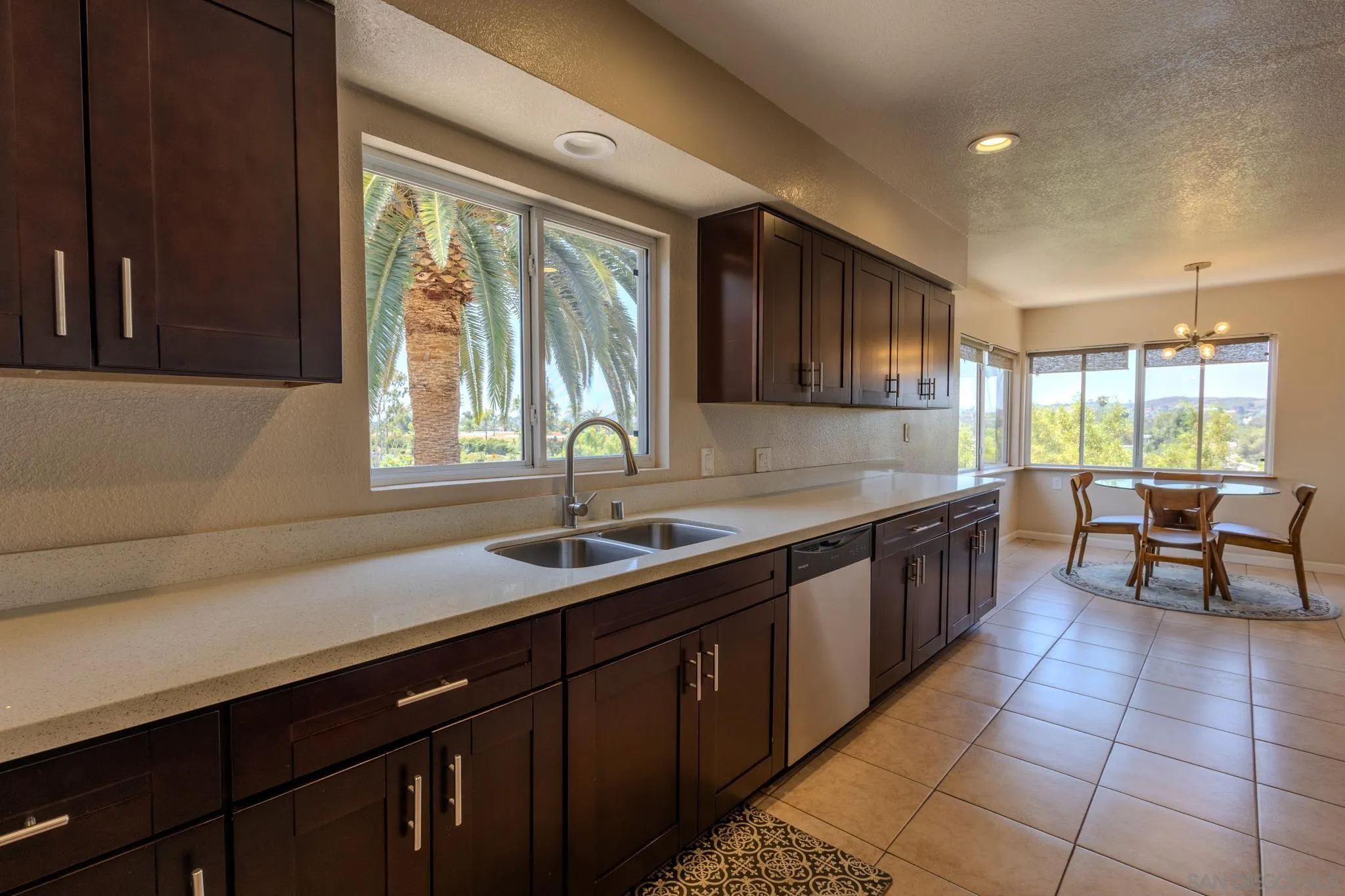 https://cdn.realtyfeed.com/cdn/127/250031952/0e637e0163151aa1ea625f873a1229f0.webp