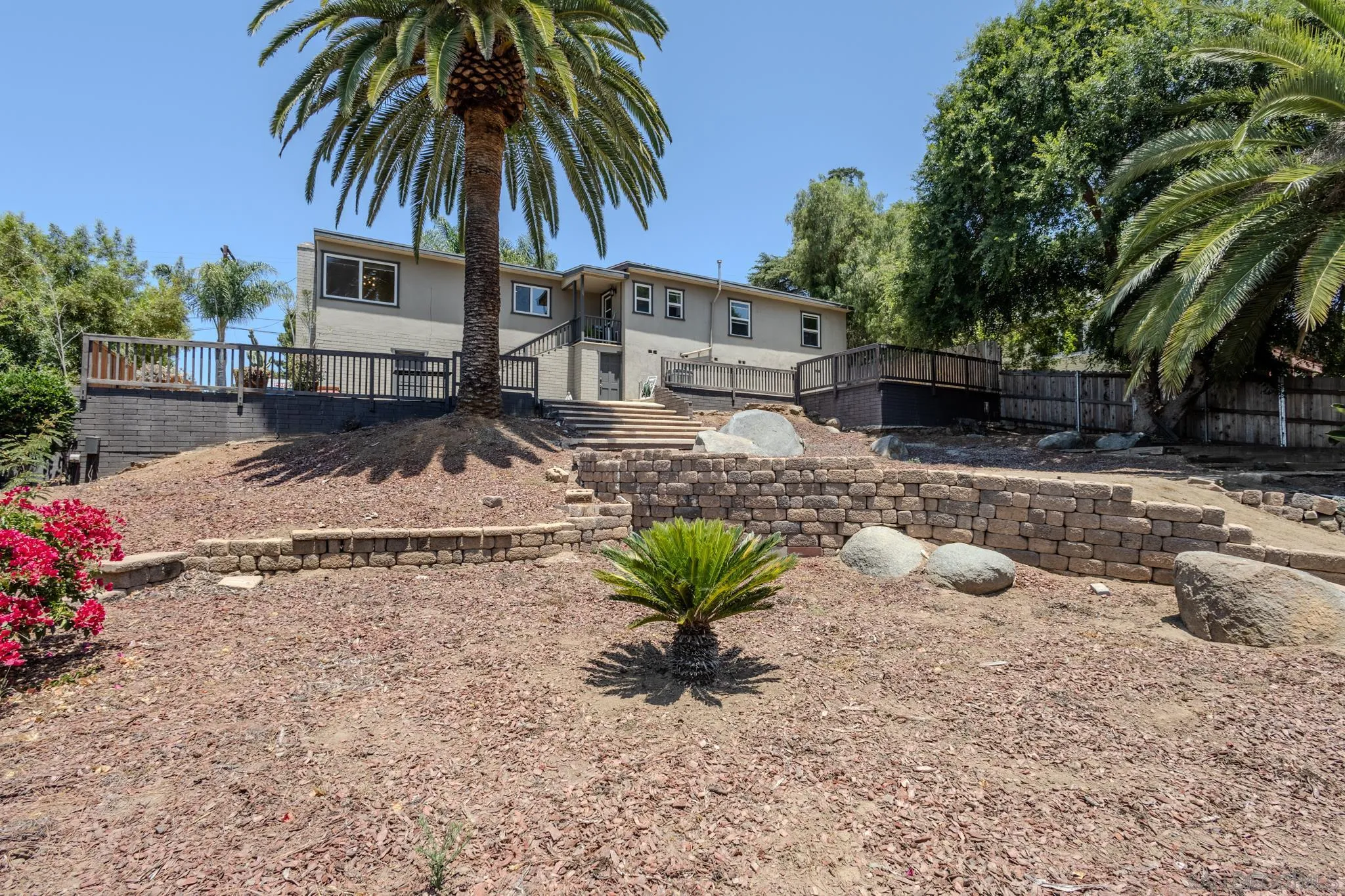 https://cdn.realtyfeed.com/cdn/127/250031952/7fb650a121c7bd9bf7687dca2fdaefa5.webp
