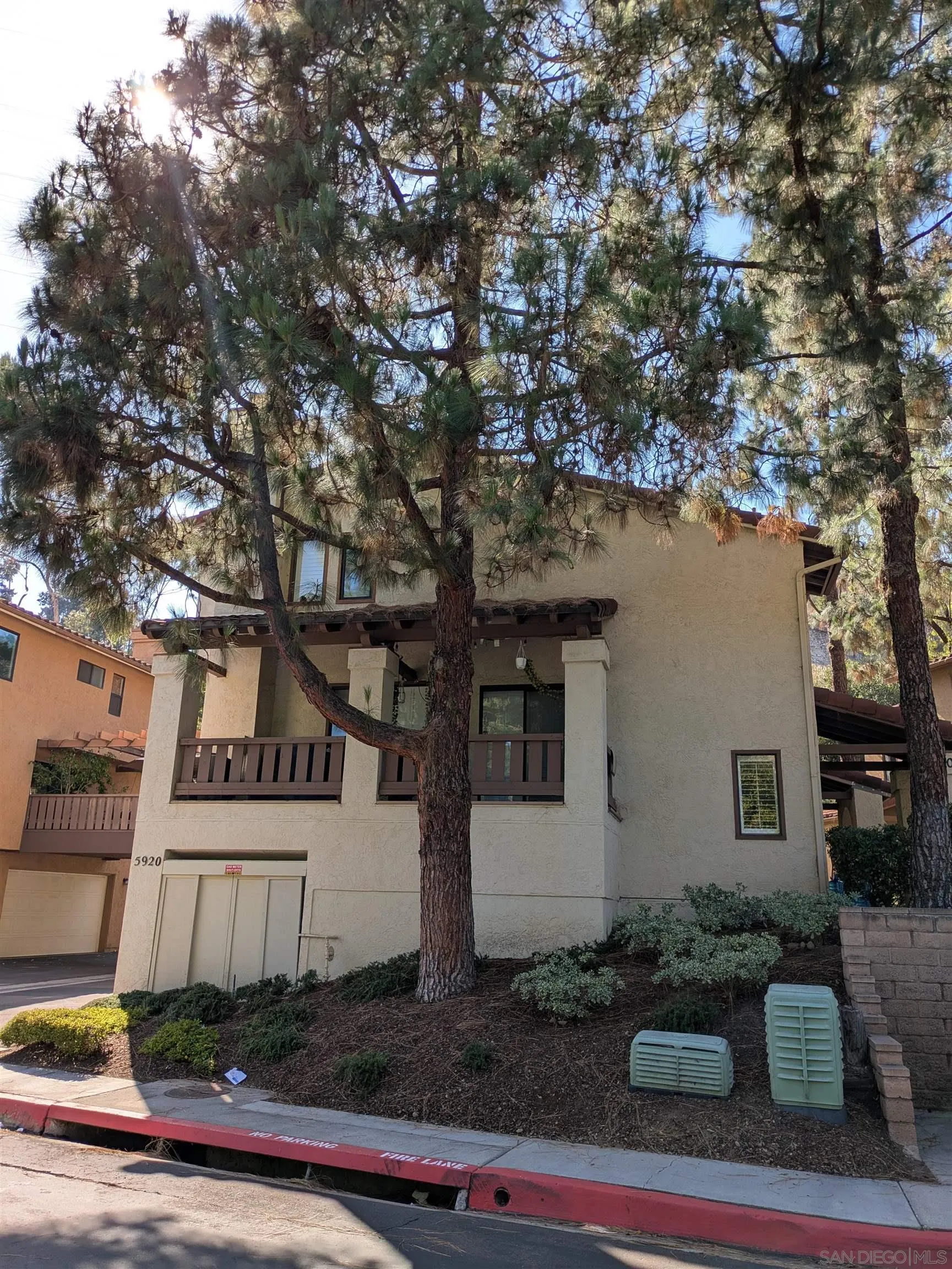 Photo #3: 250031958 Listing 