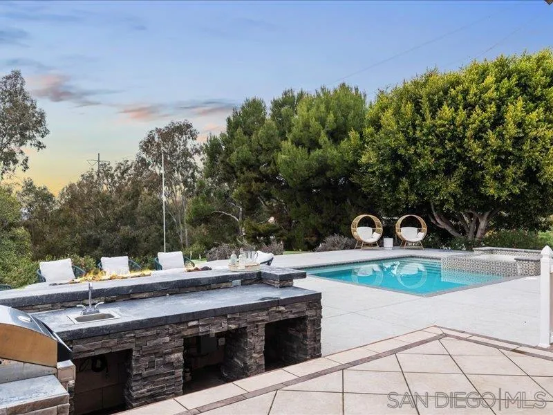 https://cdn.realtyfeed.com/cdn/127/250031975/044c6b846712d10b2dd313408d758392.webp