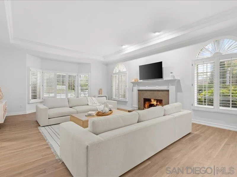 https://cdn.realtyfeed.com/cdn/127/250031975/046ef9e8209b5b52130dcab62d65e36a.webp