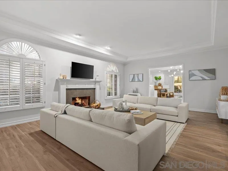 https://cdn.realtyfeed.com/cdn/127/250031975/142ec85bddb44c88380f4a3a6dcebd9b.webp