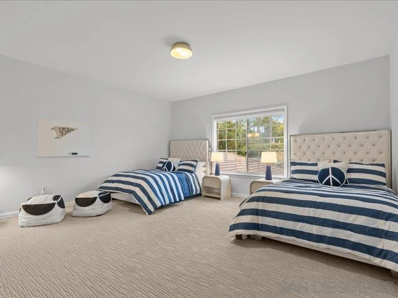 https://cdn.realtyfeed.com/cdn/127/250031975/5f518ce8b6a62934bf6fd11f1bb5b616.webp