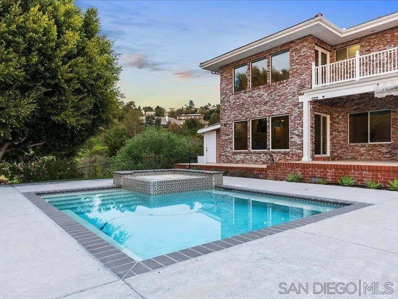 https://cdn.realtyfeed.com/cdn/127/250031975/66e547f7bf8fca9610eb63417326b184.webp