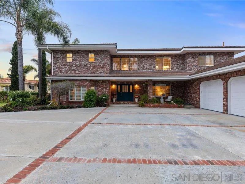 https://cdn.realtyfeed.com/cdn/127/250031975/815a1dba5f2e085b83cdb71ee1d3c6c5.webp