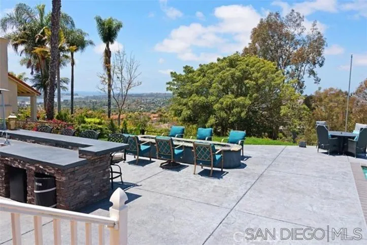 https://cdn.realtyfeed.com/cdn/127/250031975/81a94f9006c66b332ea3c826398e5ae4.webp