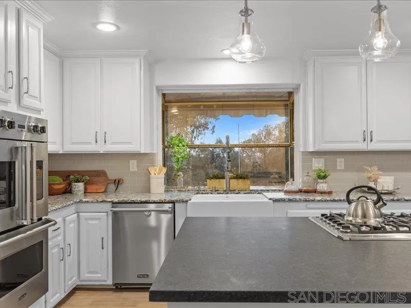 https://cdn.realtyfeed.com/cdn/127/250031975/cbd58c9a540df099496fd31c5c79e195.webp