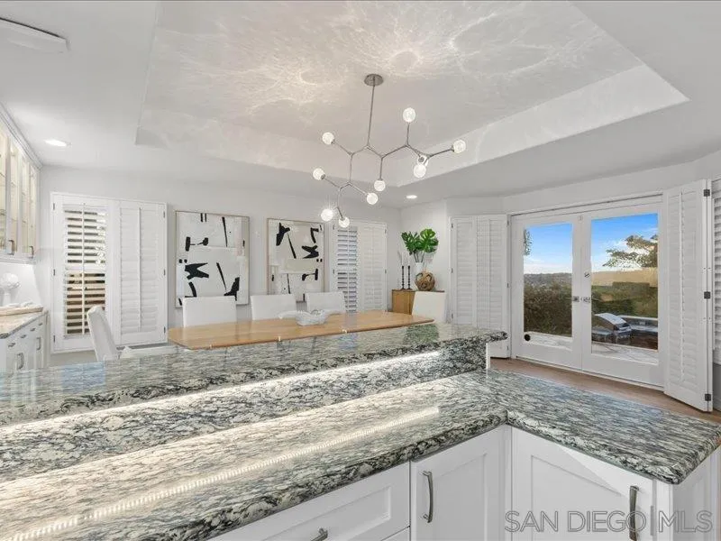 https://cdn.realtyfeed.com/cdn/127/250031975/dae83dc0b368e20cafb849937439a315.webp