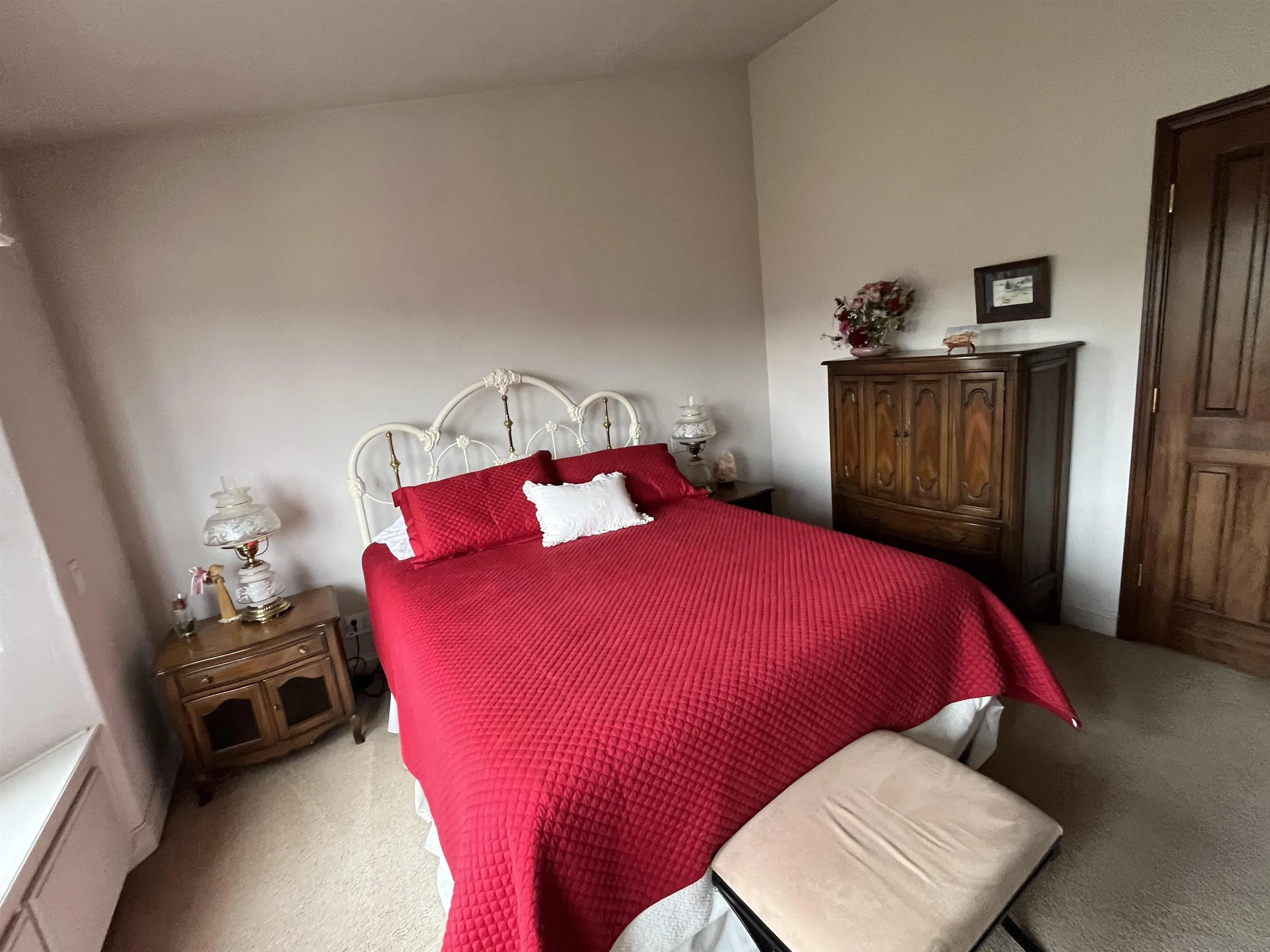 https://cdn.realtyfeed.com/cdn/127/250031990/10c33fa6146f91484899cec270d24477.webp