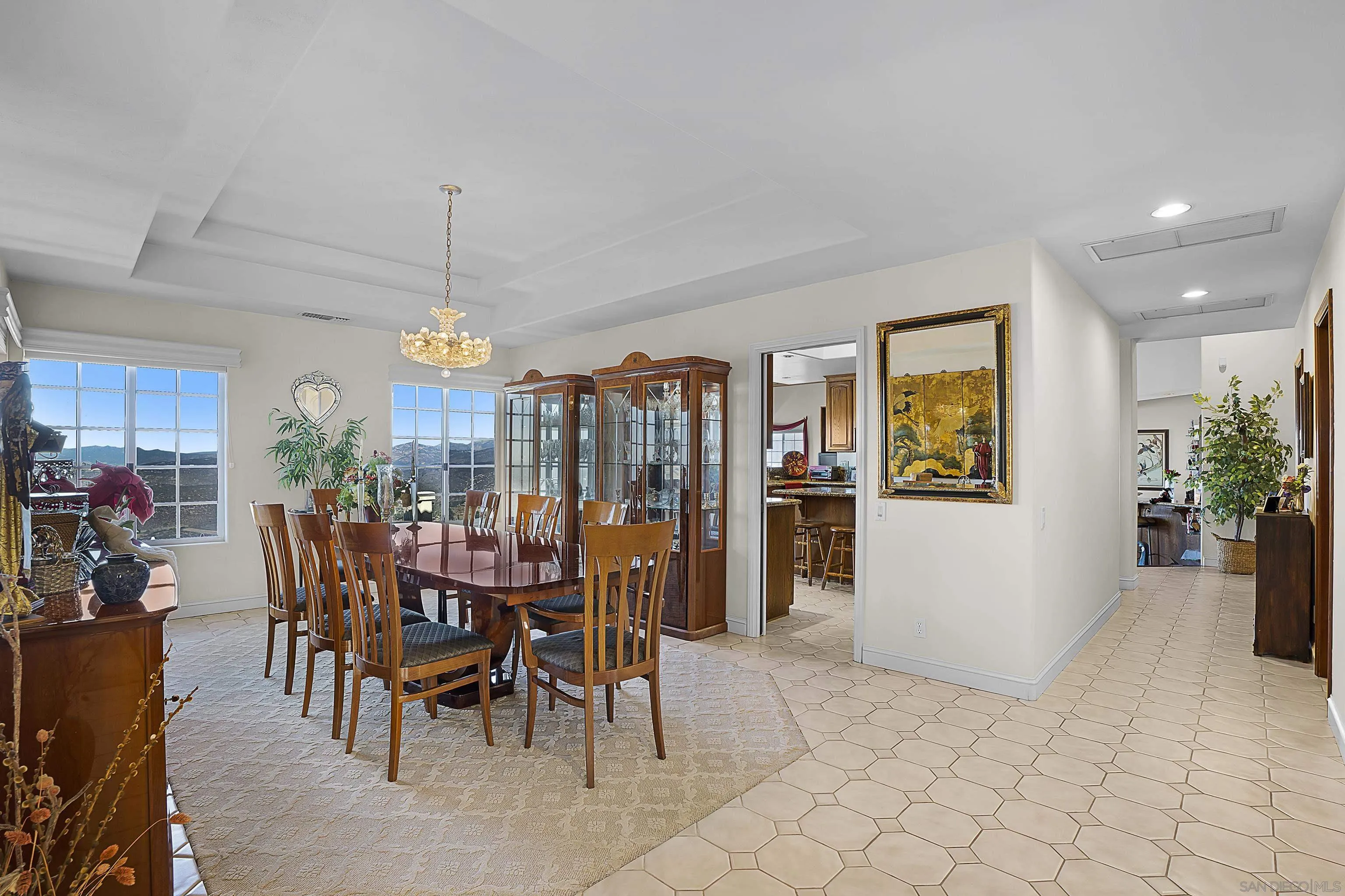 https://cdn.realtyfeed.com/cdn/127/250031990/7c515473c12a89bc9b0b91147e9294d2.webp