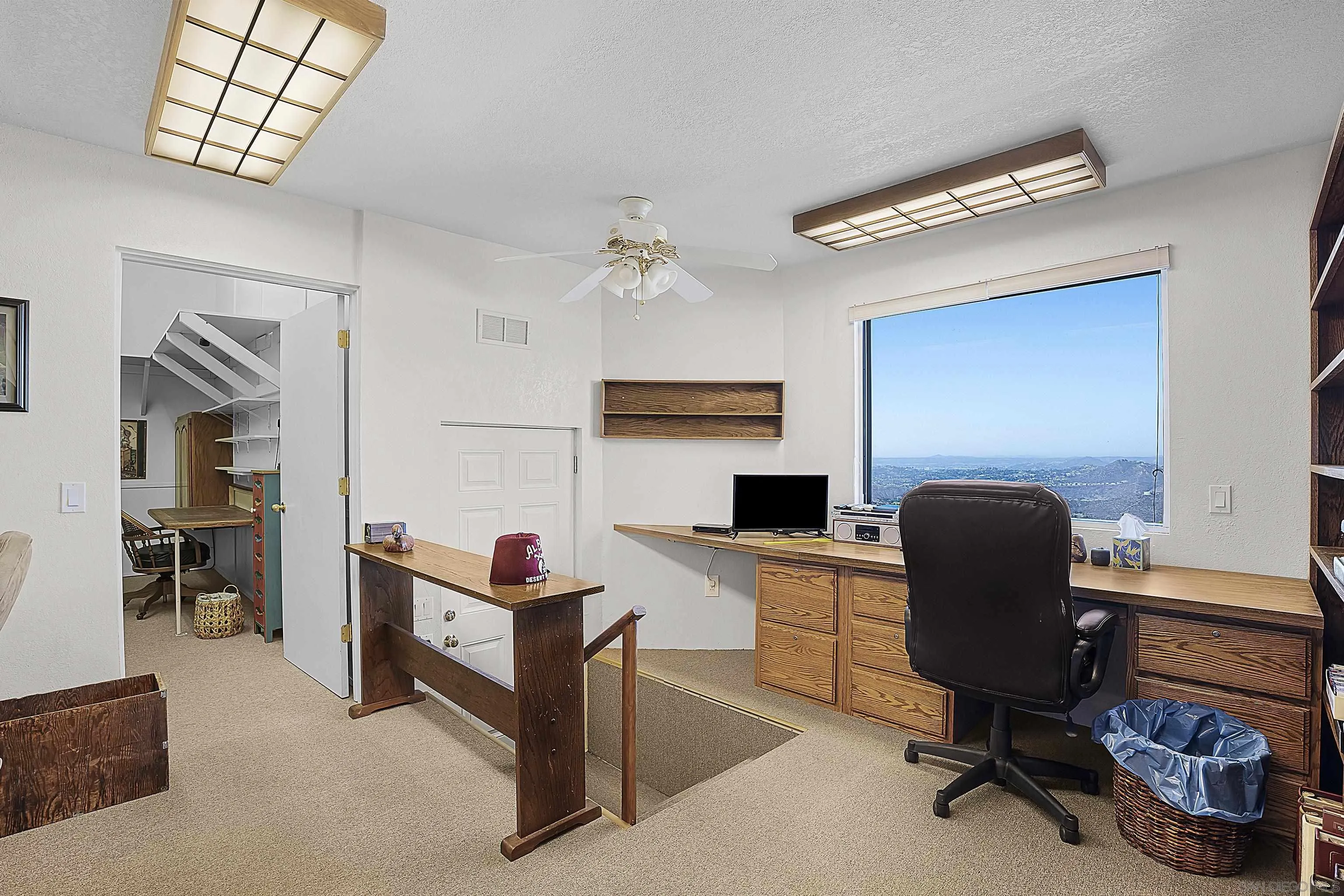 https://cdn.realtyfeed.com/cdn/127/250031990/d023369878126d9821aa55cd83614b5d.webp
