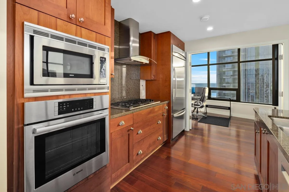 Photo #8: 250031992 Listing: Photo #8