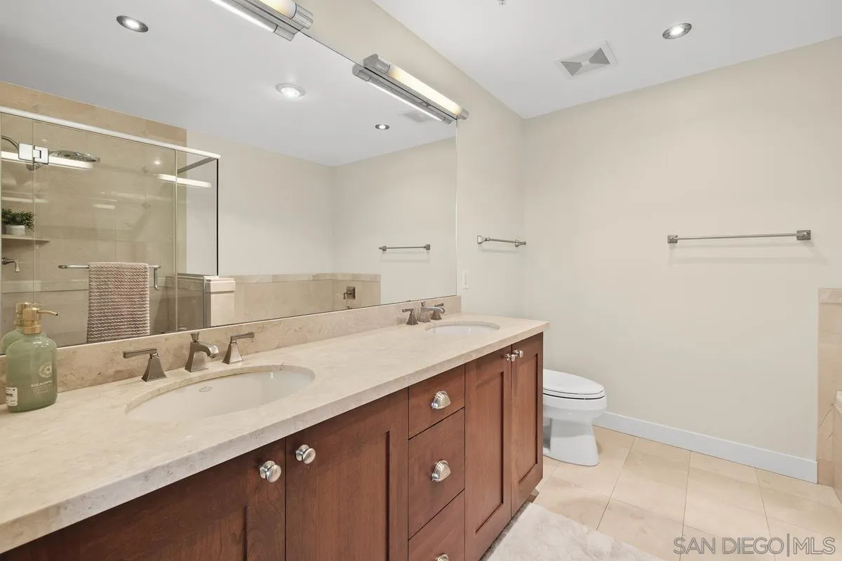 Photo #10: 250031992 Listing: Photo #10