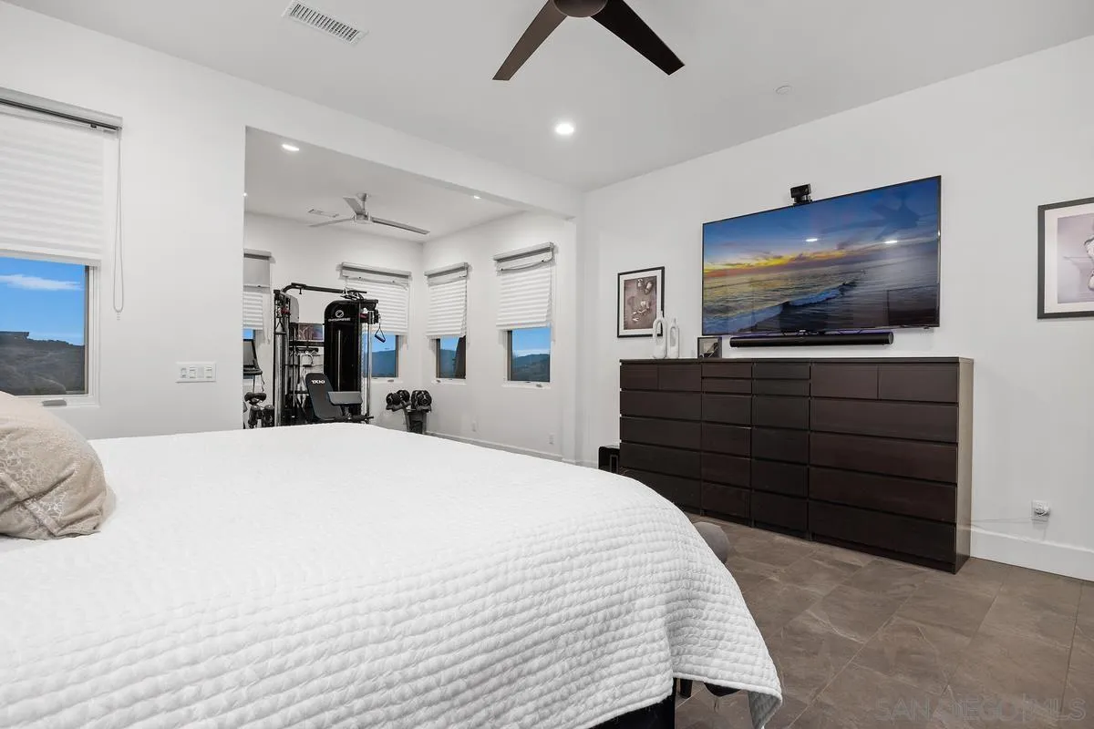 https://cdn.realtyfeed.com/cdn/127/250032012/7876f1751fc46b370768bf22c1f61102.webp