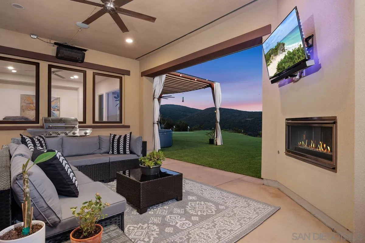 https://cdn.realtyfeed.com/cdn/127/250032012/f7900a0dd181cafae3e0b90542154880.webp