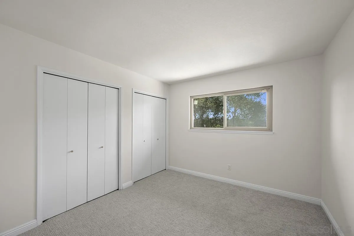 https://cdn.realtyfeed.com/cdn/127/250032013/12bf0a1430e33ff4c2e548719aafd8d5.webp
