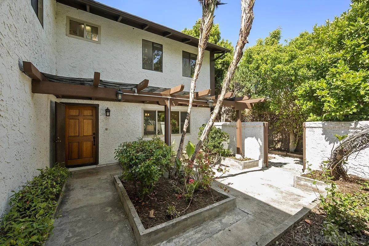 https://cdn.realtyfeed.com/cdn/127/250032013/73e96882fb072bcd81c0bde5757761a3.webp
