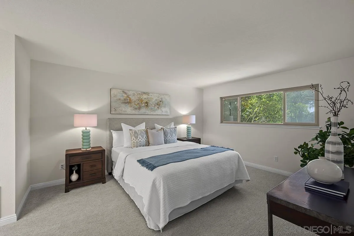 https://cdn.realtyfeed.com/cdn/127/250032013/b78b0592aa35f8640e02e50f9d998f37.webp