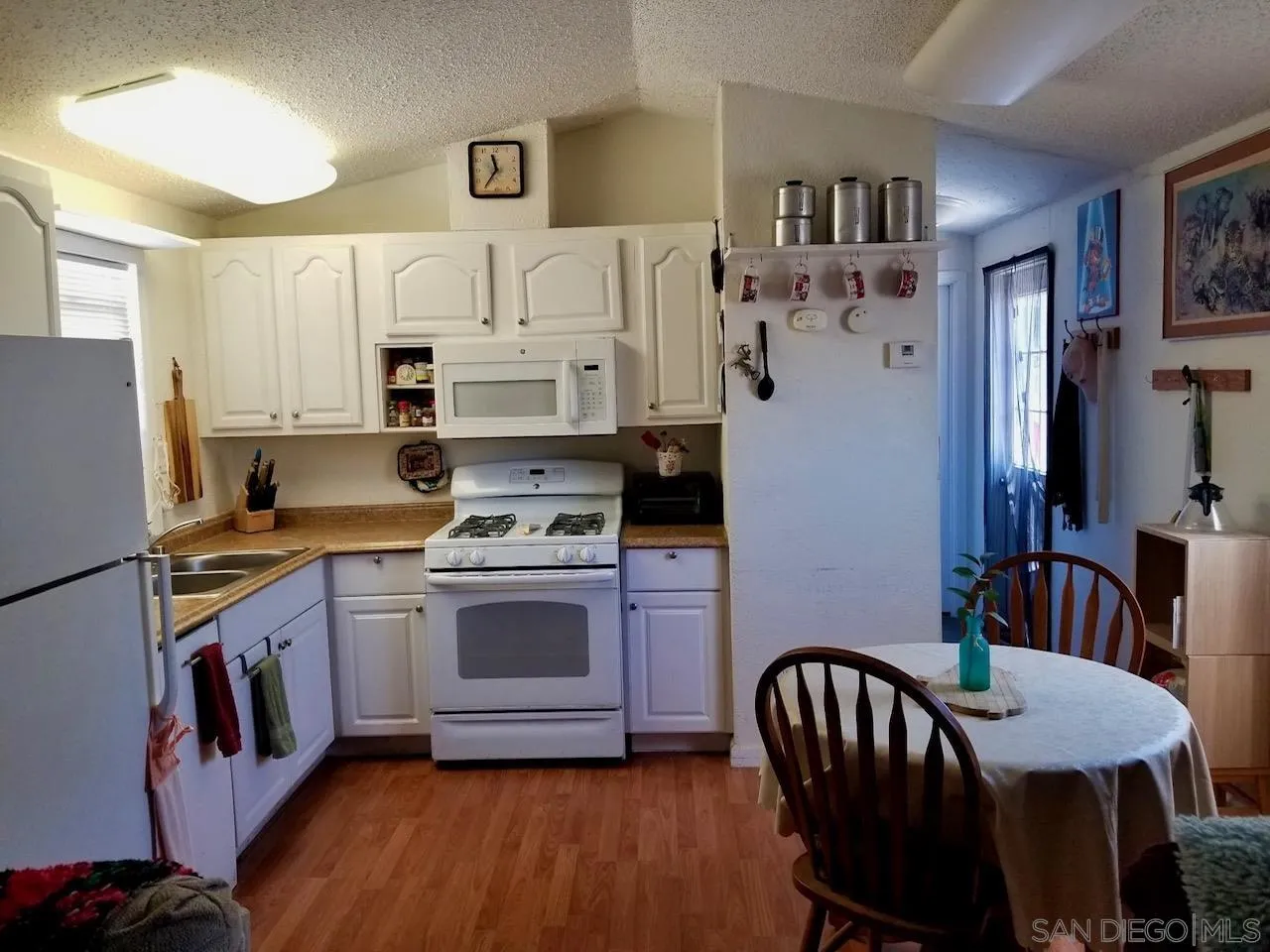 https://cdn.realtyfeed.com/cdn/127/250032029/54067e7a73ced5be29a684af01477598.webp
