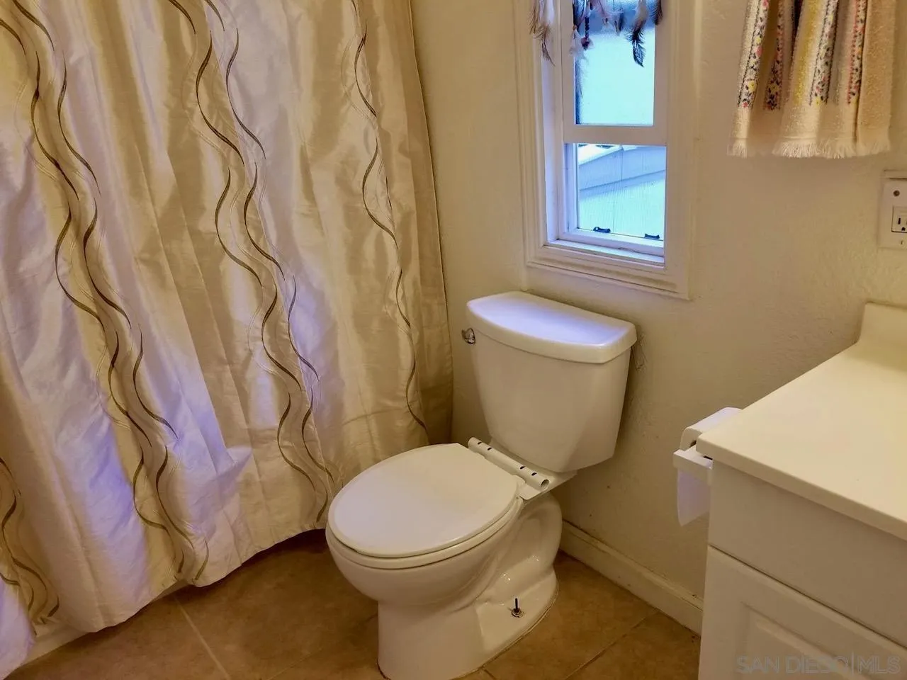 https://cdn.realtyfeed.com/cdn/127/250032029/838b937771bc1dc8d65fc13c54243c3c.webp