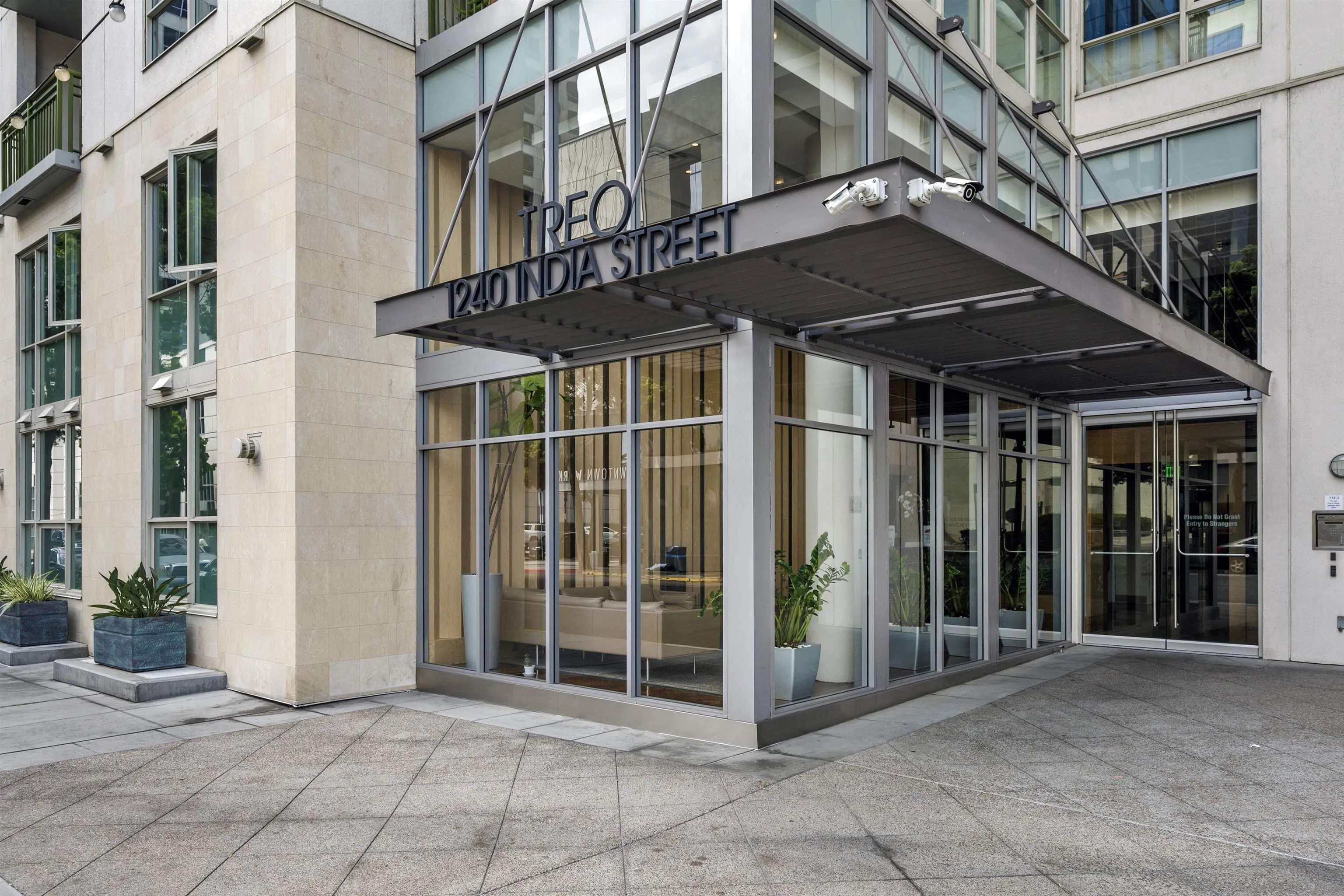 https://cdn.realtyfeed.com/cdn/127/250032038/4dfa397ff0d77bc24b70b4c5a5d53878.webp