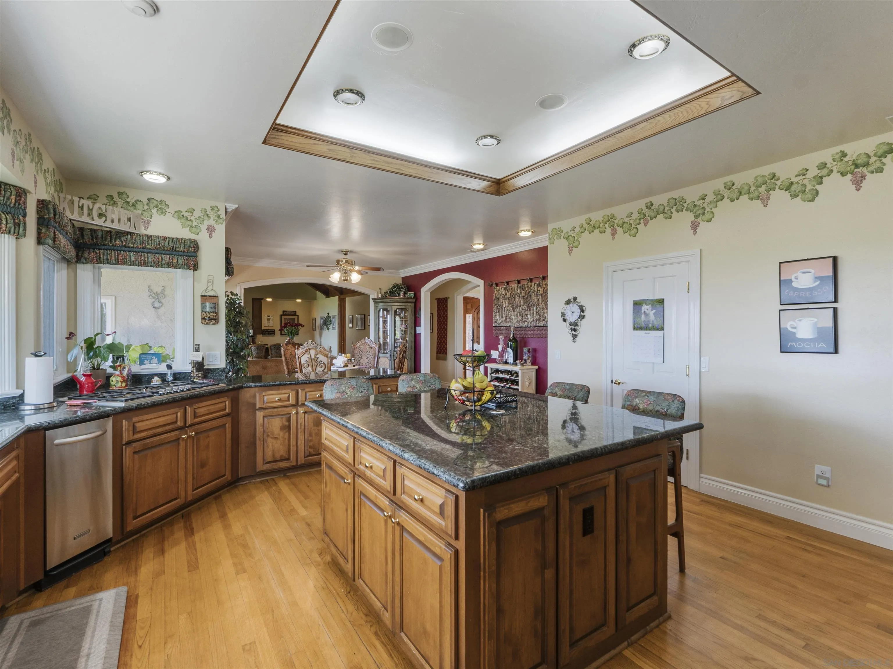 https://cdn.realtyfeed.com/cdn/127/250032039/33d1523a2f40cacf9ed6e360fea35ca7.webp