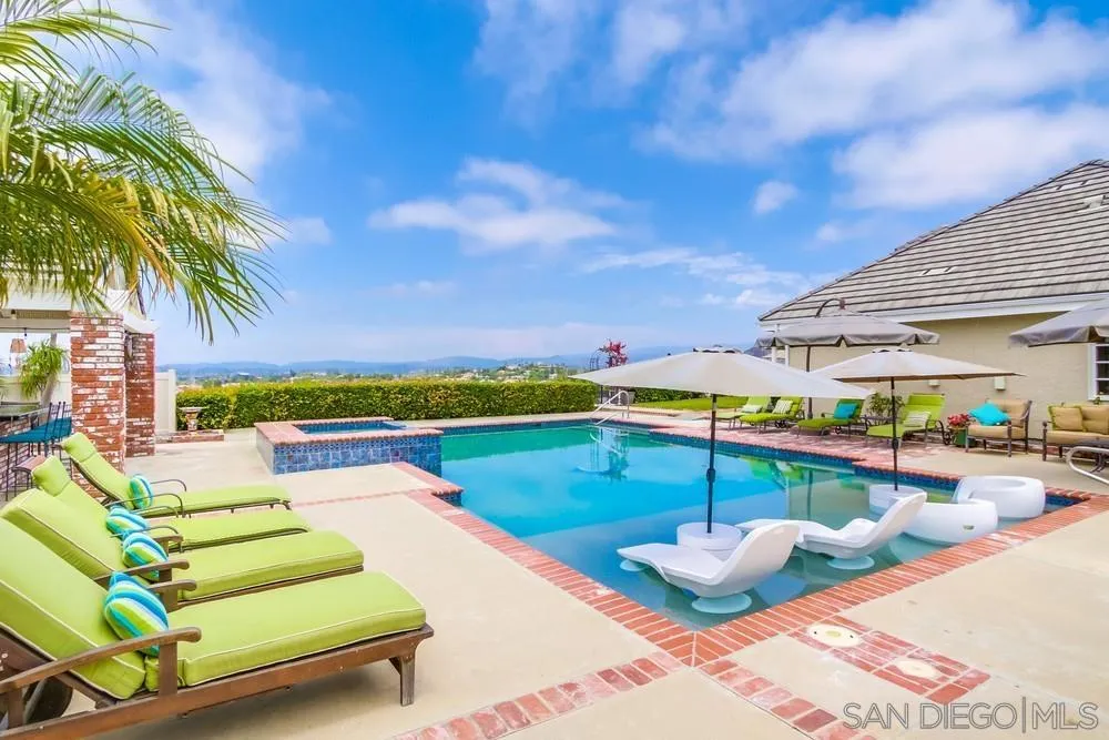 https://cdn.realtyfeed.com/cdn/127/250032039/a7bd9e0b9ab5f58c233df2f2a889be8a.webp