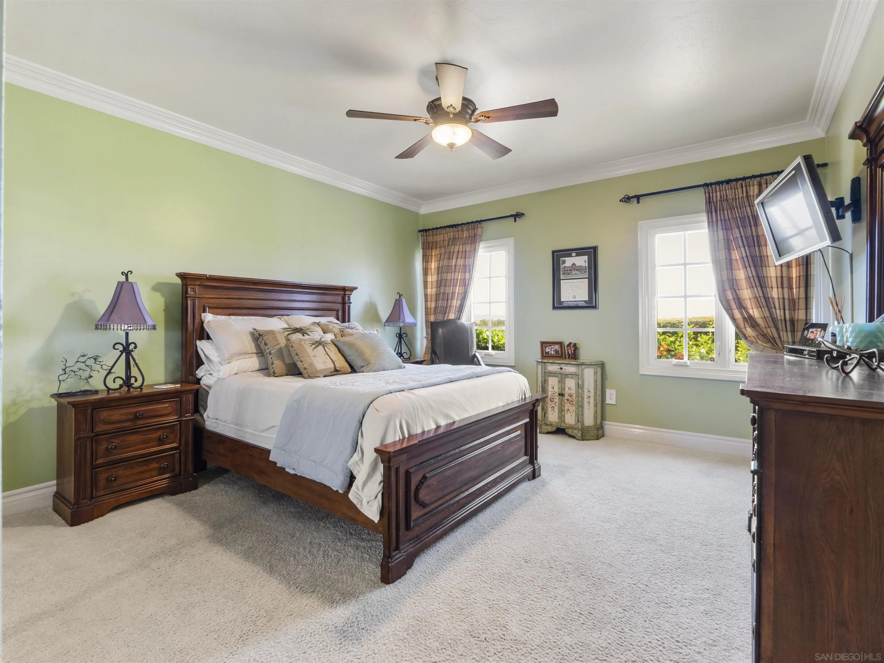 https://cdn.realtyfeed.com/cdn/127/250032039/e99053b73f1efc2a0bc7c491eeadd4ab.webp