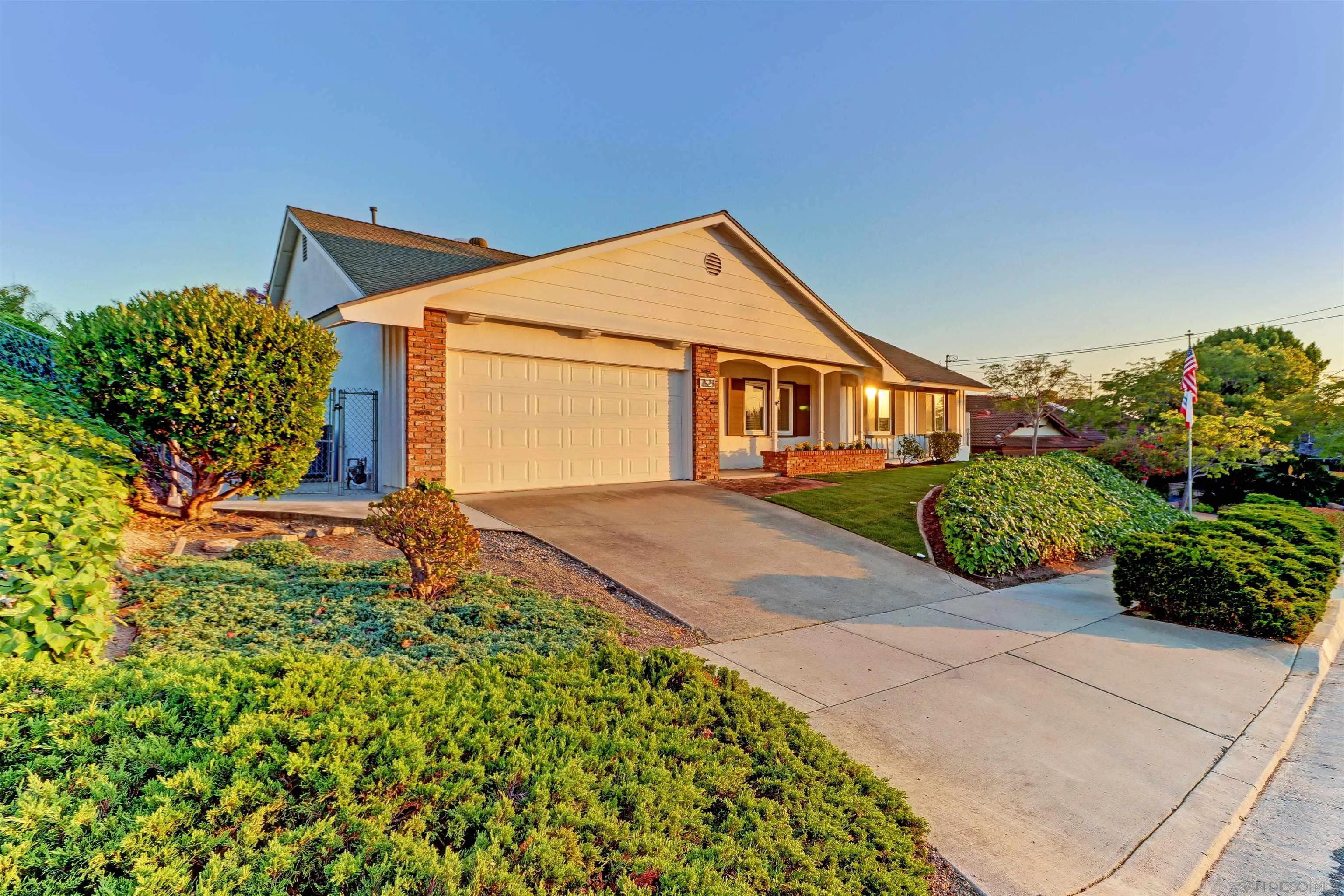 https://cdn.realtyfeed.com/cdn/127/250032040/45bd475e07c2aba8e737ab96e51561a6.webp