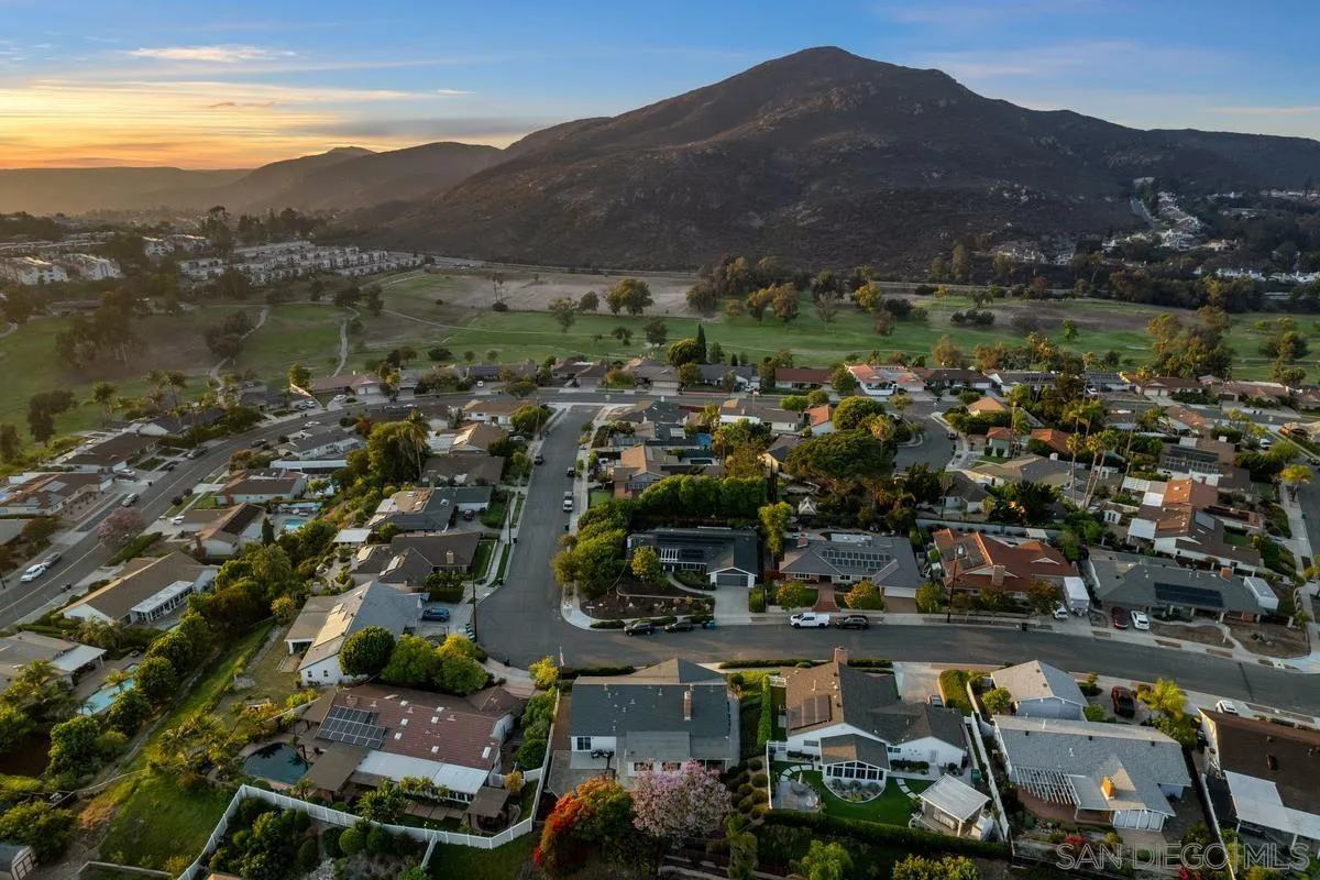 https://cdn.realtyfeed.com/cdn/127/250032040/7ea9e9191fa9bf3891292261b0d1cdd0.webp