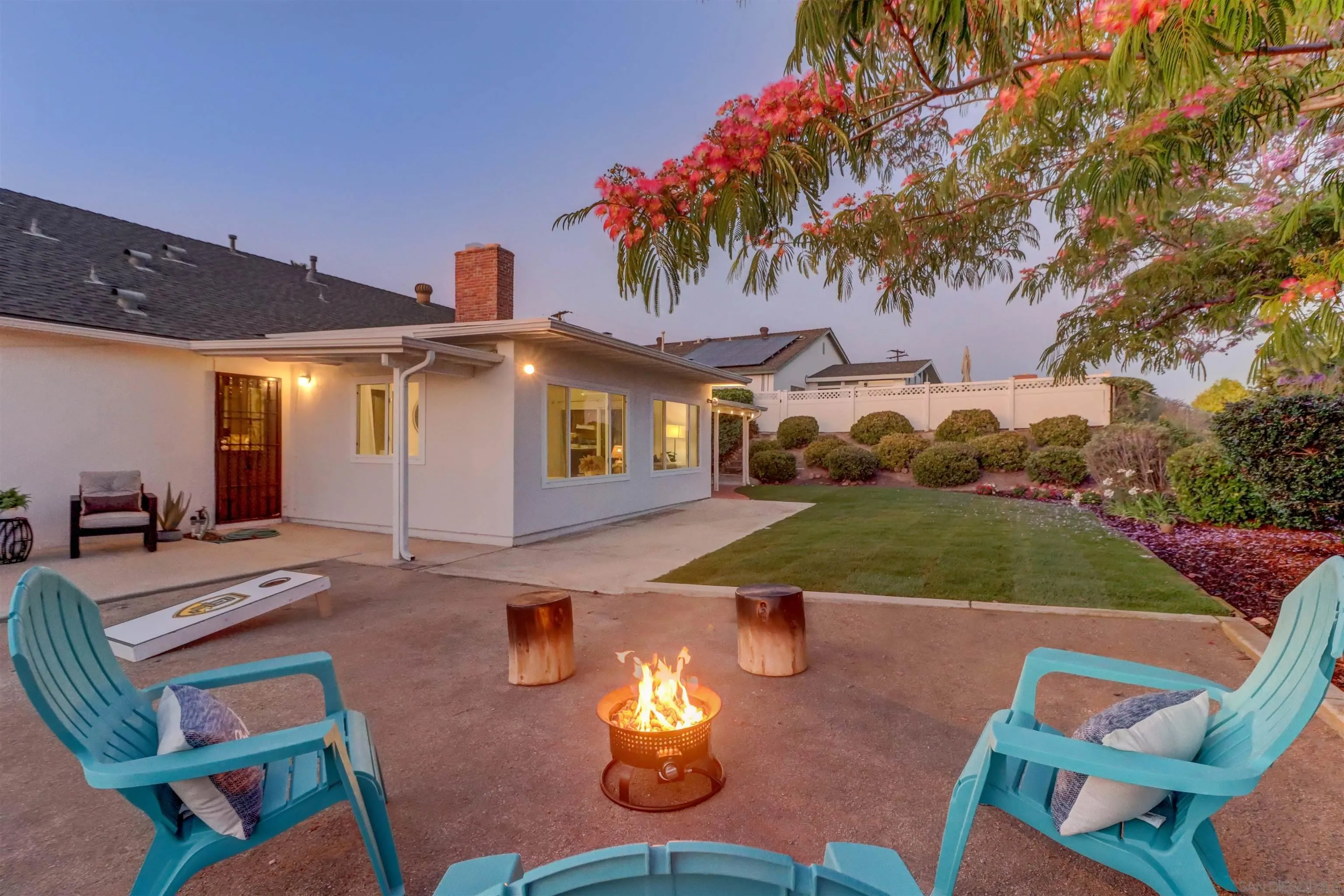 https://cdn.realtyfeed.com/cdn/127/250032040/951003aa94f0a5608a98acbe3fa6485f.webp