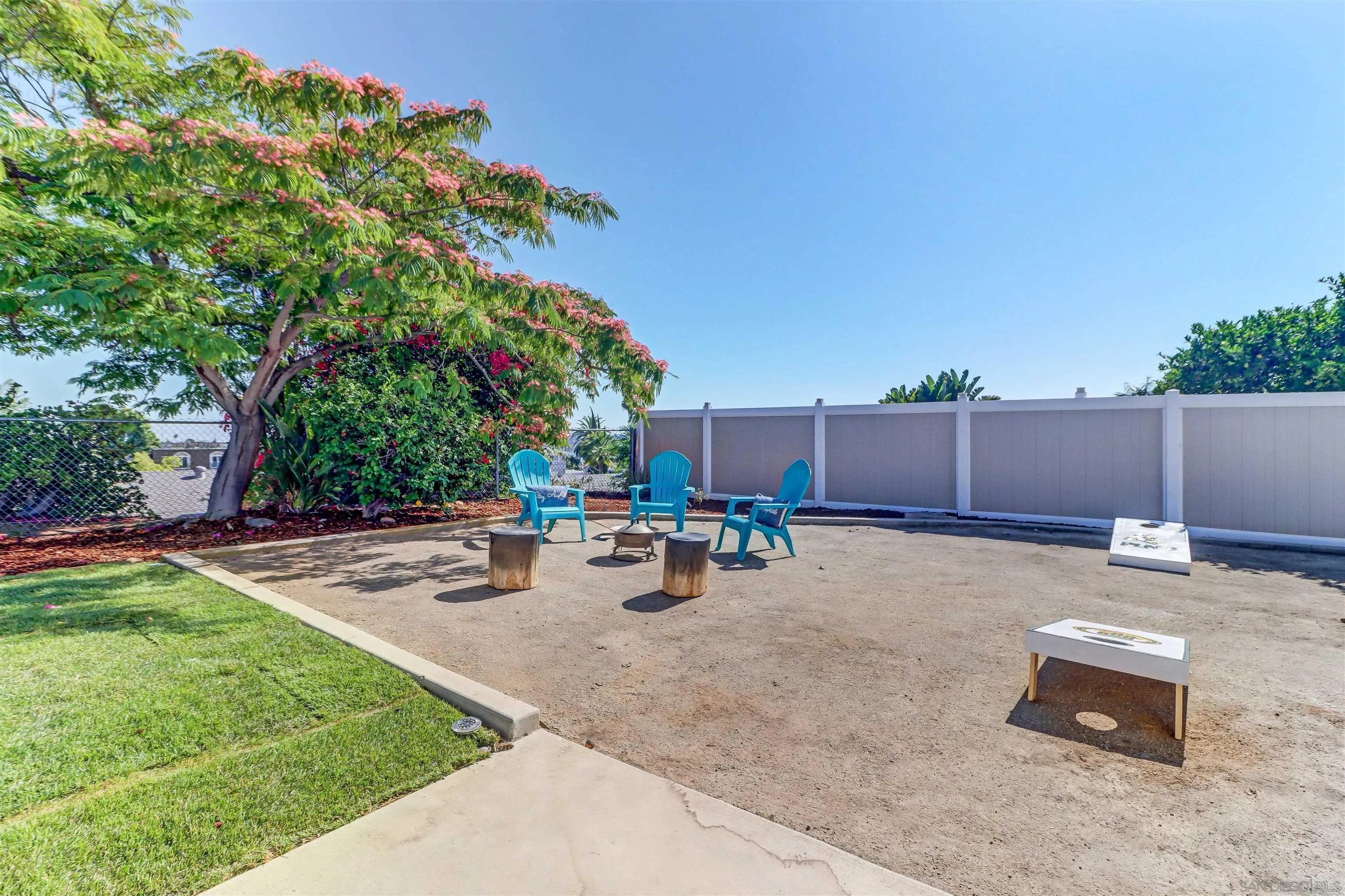 https://cdn.realtyfeed.com/cdn/127/250032040/b11d93d8aa19fa6c4d35bdb375df6916.webp