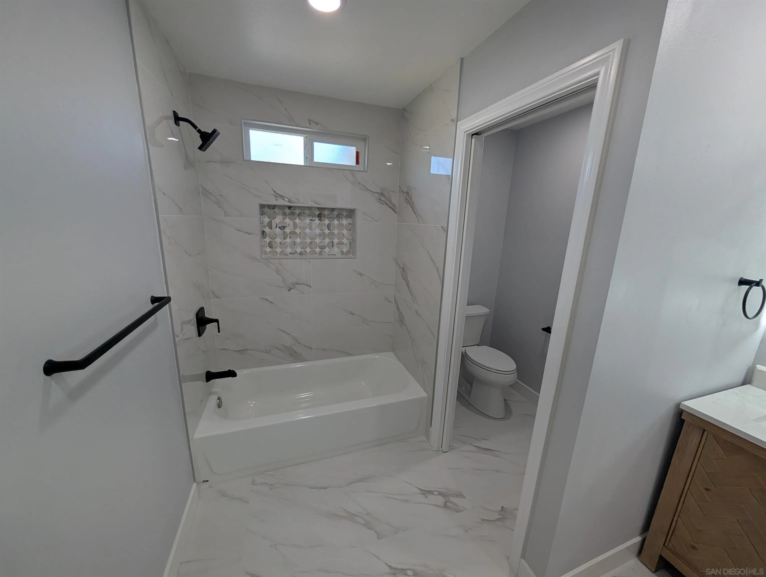 https://cdn.realtyfeed.com/cdn/127/250032050/192525254e689147e4a1c2a3c2a2eec3.webp