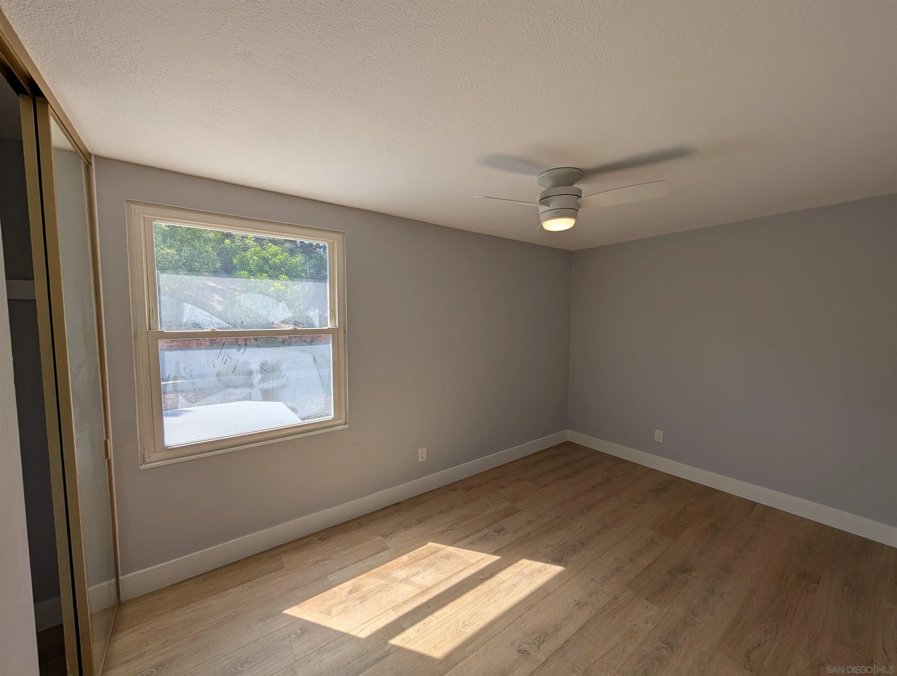 https://cdn.realtyfeed.com/cdn/127/250032050/22cb5238ded913af3618b9df472197cd.webp