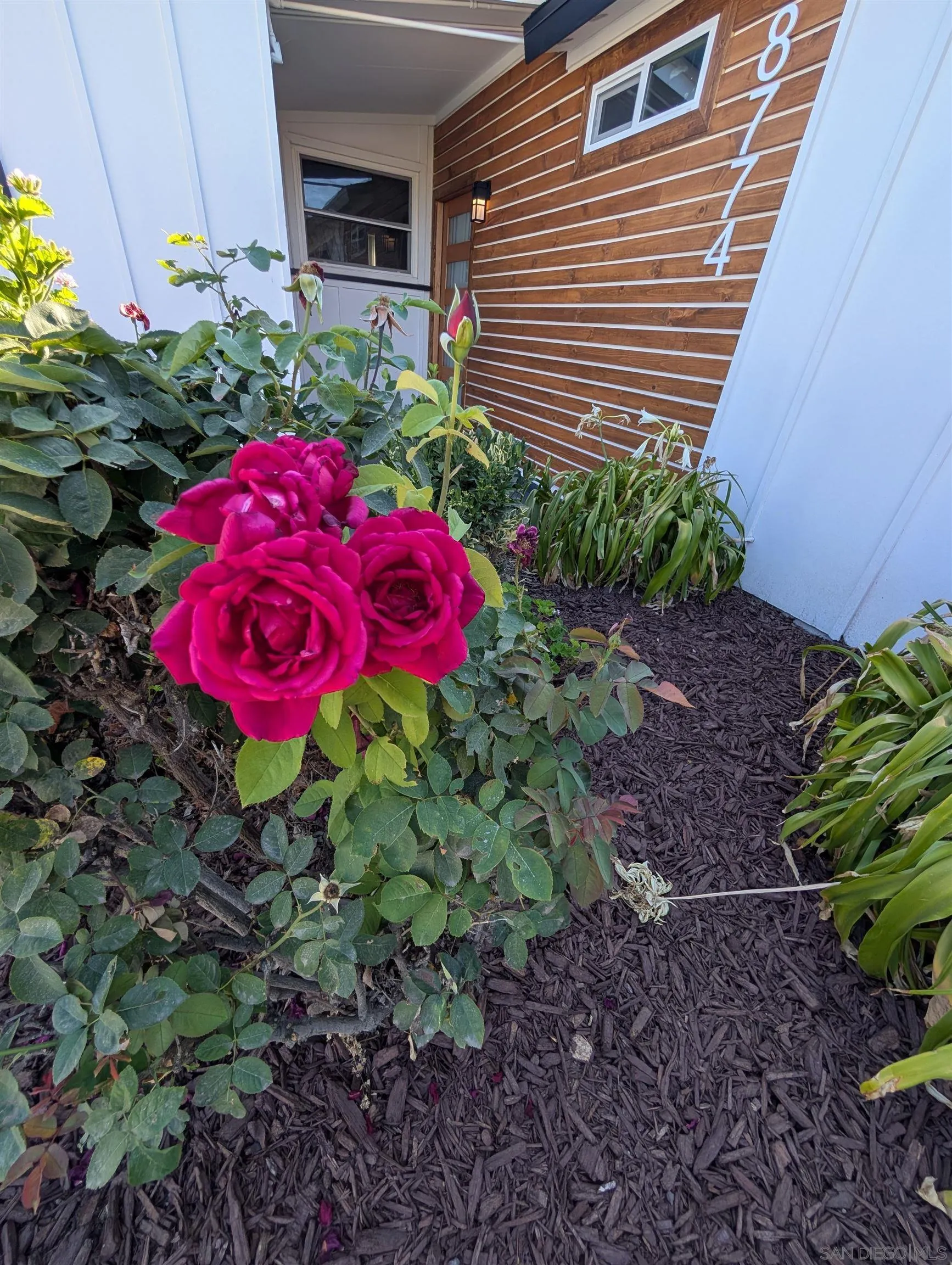 https://cdn.realtyfeed.com/cdn/127/250032050/784eccf2da273c58615d5e52411ff2b9.webp