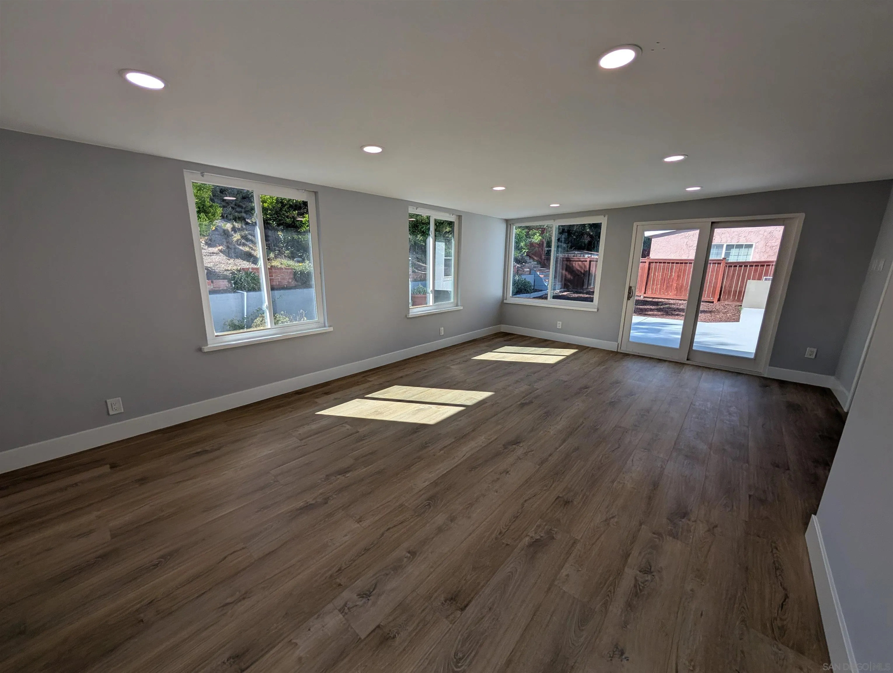https://cdn.realtyfeed.com/cdn/127/250032050/9eeb20b199302d476a4fe2fe0f31572f.webp