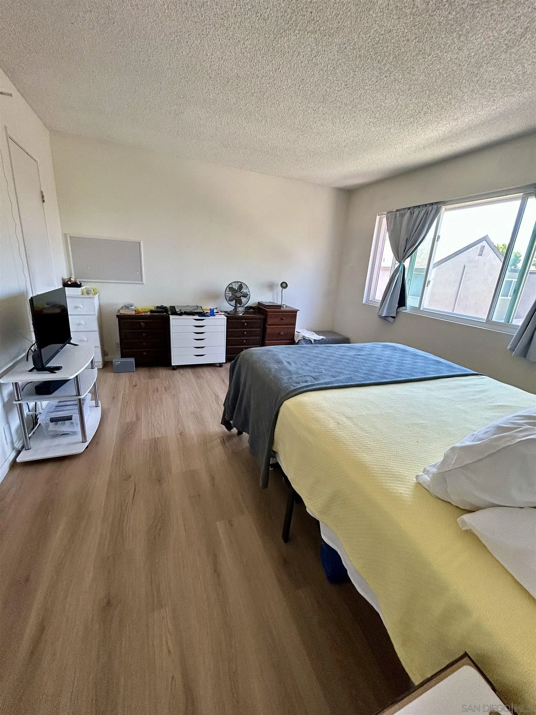 https://cdn.realtyfeed.com/cdn/127/250032055/cd6c11bdcf5f8a2fb32e70f390c1e07e.webp