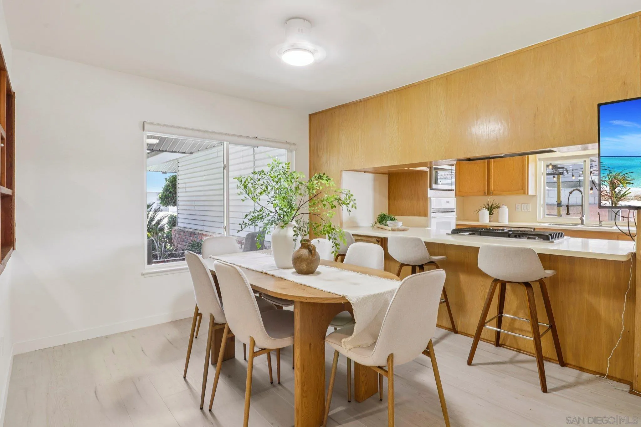 https://cdn.realtyfeed.com/cdn/127/250032060/8a6742b674beea3ec1cf8ab91e29df09.webp