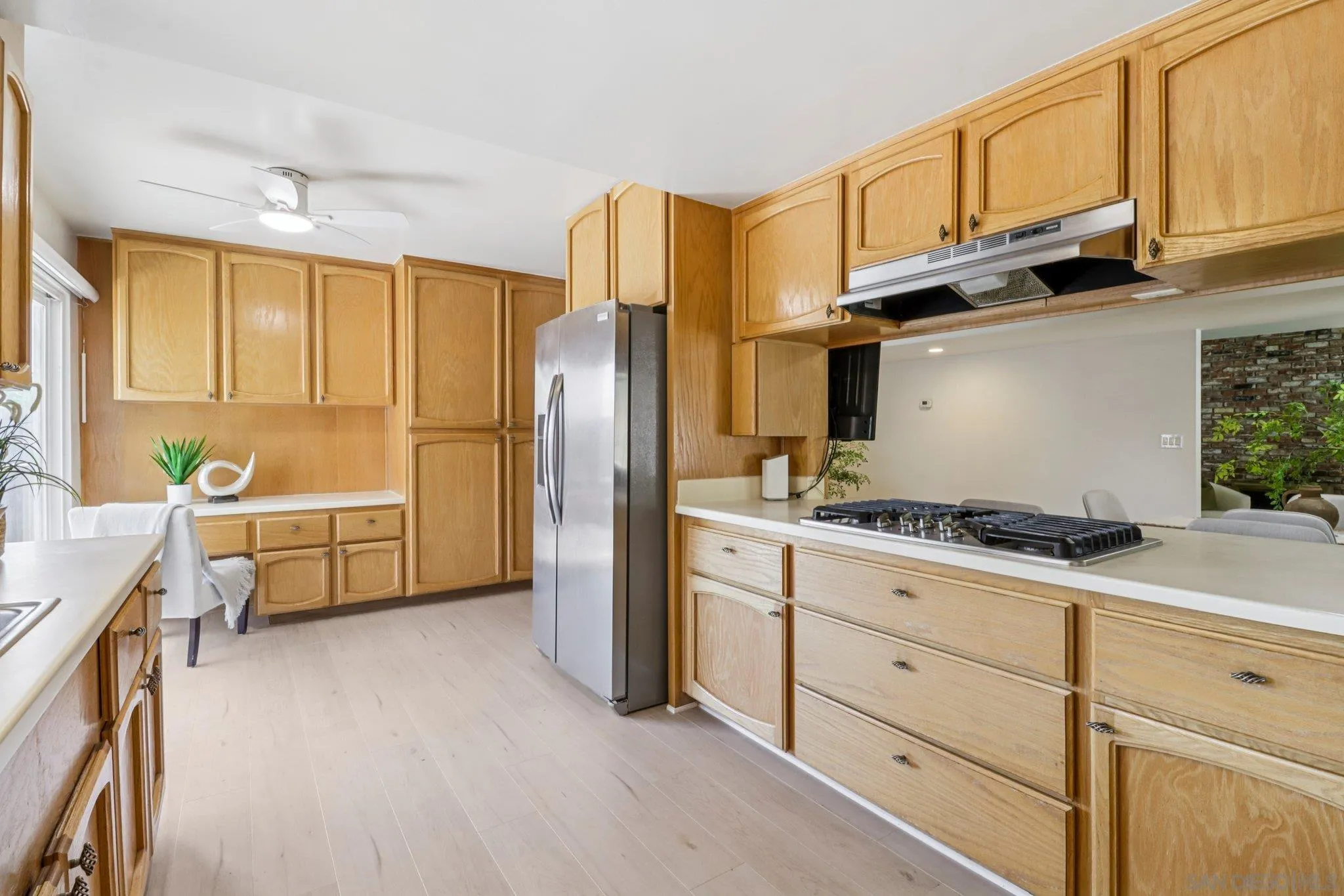 https://cdn.realtyfeed.com/cdn/127/250032060/8bf07e8f1fd6a326688dfde0b00a7be3.webp
