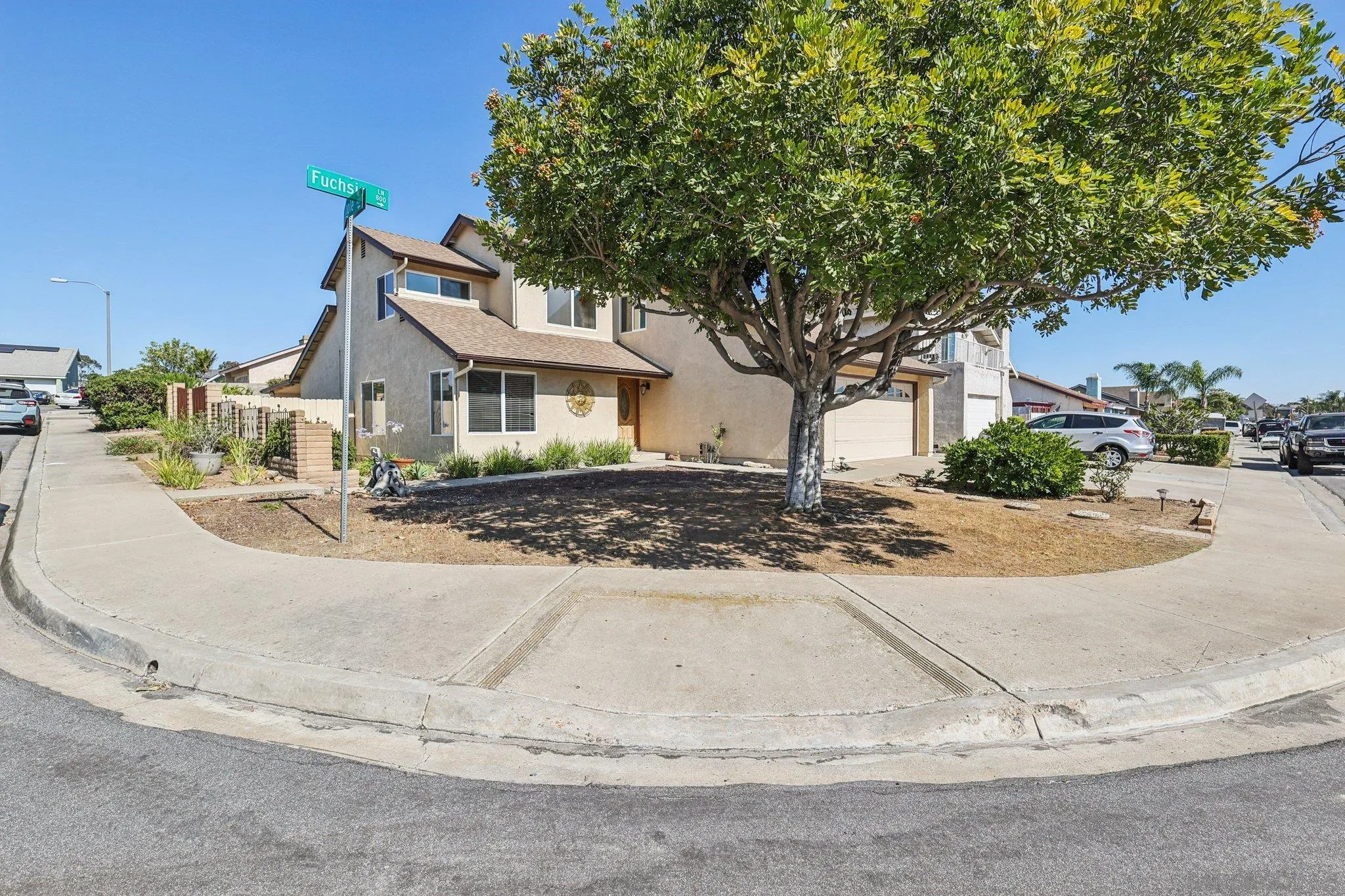 https://cdn.realtyfeed.com/cdn/127/250032074/f810ee34b53c9496343c6e13f1dfe126.webp