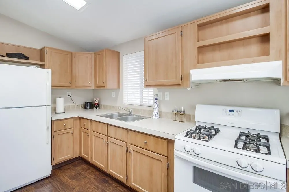 https://cdn.realtyfeed.com/cdn/127/250032080/0008a6d866f02fae97d7ae1a544c54a7.webp
