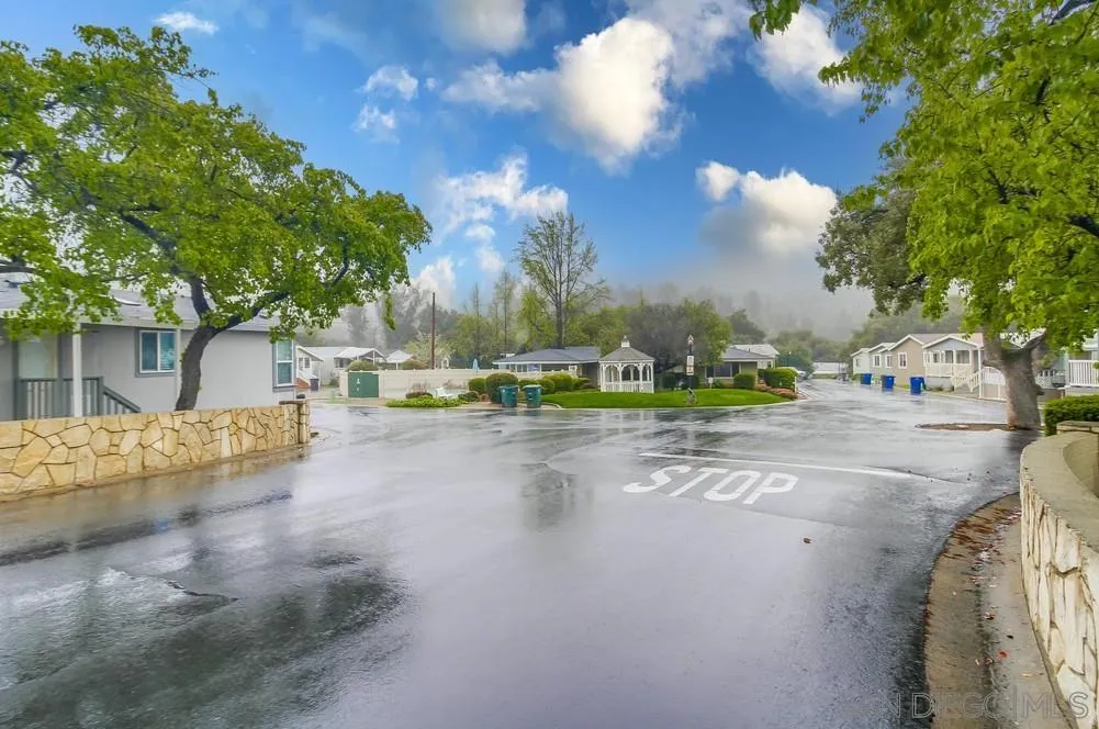 https://cdn.realtyfeed.com/cdn/127/250032080/1346ee4fab0097f25aea46f5e7b7b0ee.webp