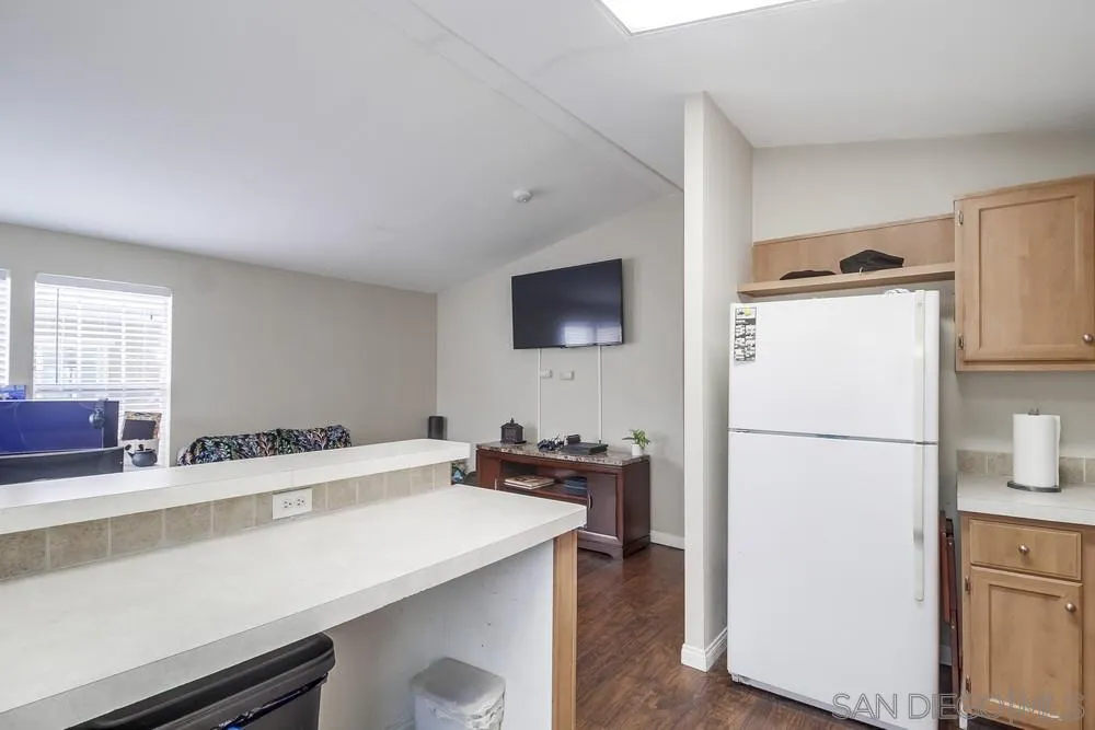 https://cdn.realtyfeed.com/cdn/127/250032080/584d7326b71915e3118b6c56e319b43f.webp