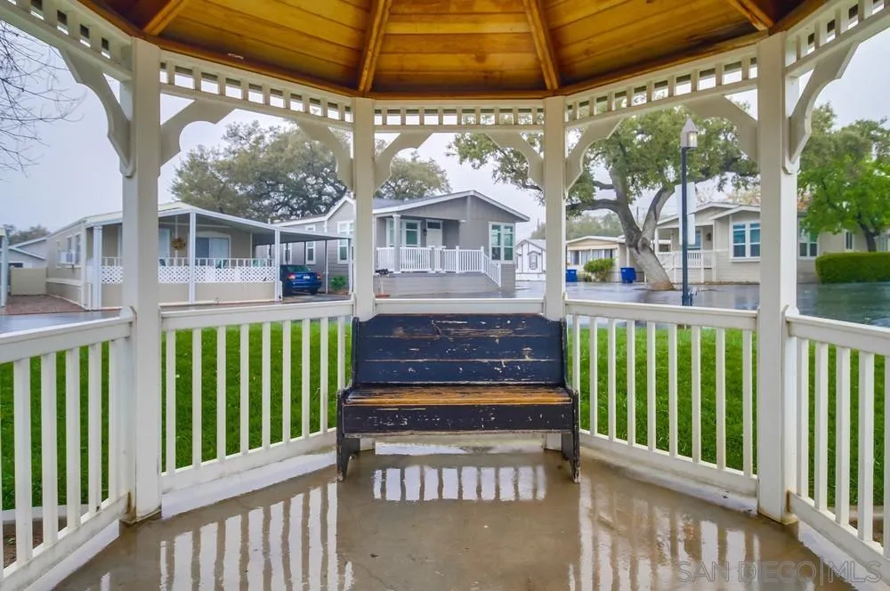 https://cdn.realtyfeed.com/cdn/127/250032080/990fecb09d78a884ad09757b4ca97c5b.webp