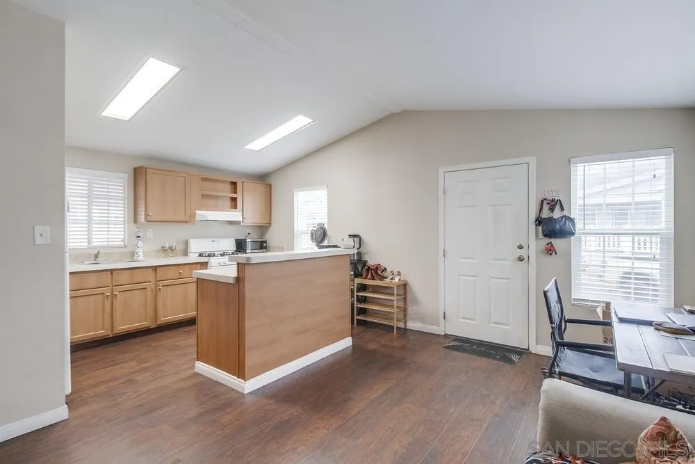 https://cdn.realtyfeed.com/cdn/127/250032080/e12cefa7cffc98639651b4ade44c25d5.webp