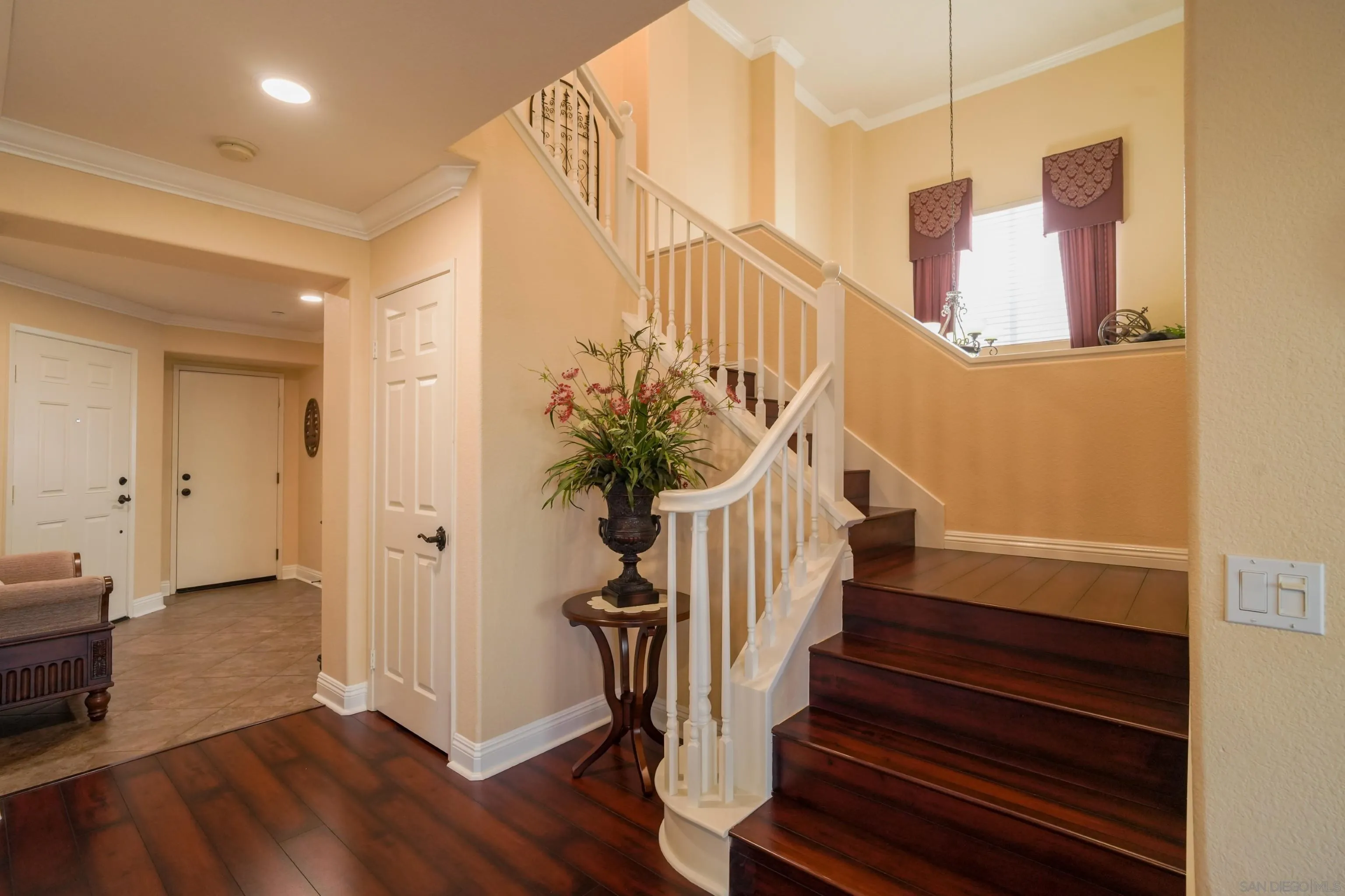 https://cdn.realtyfeed.com/cdn/127/250032083/468c298ec68bd08c46d2ae139af179c2.webp