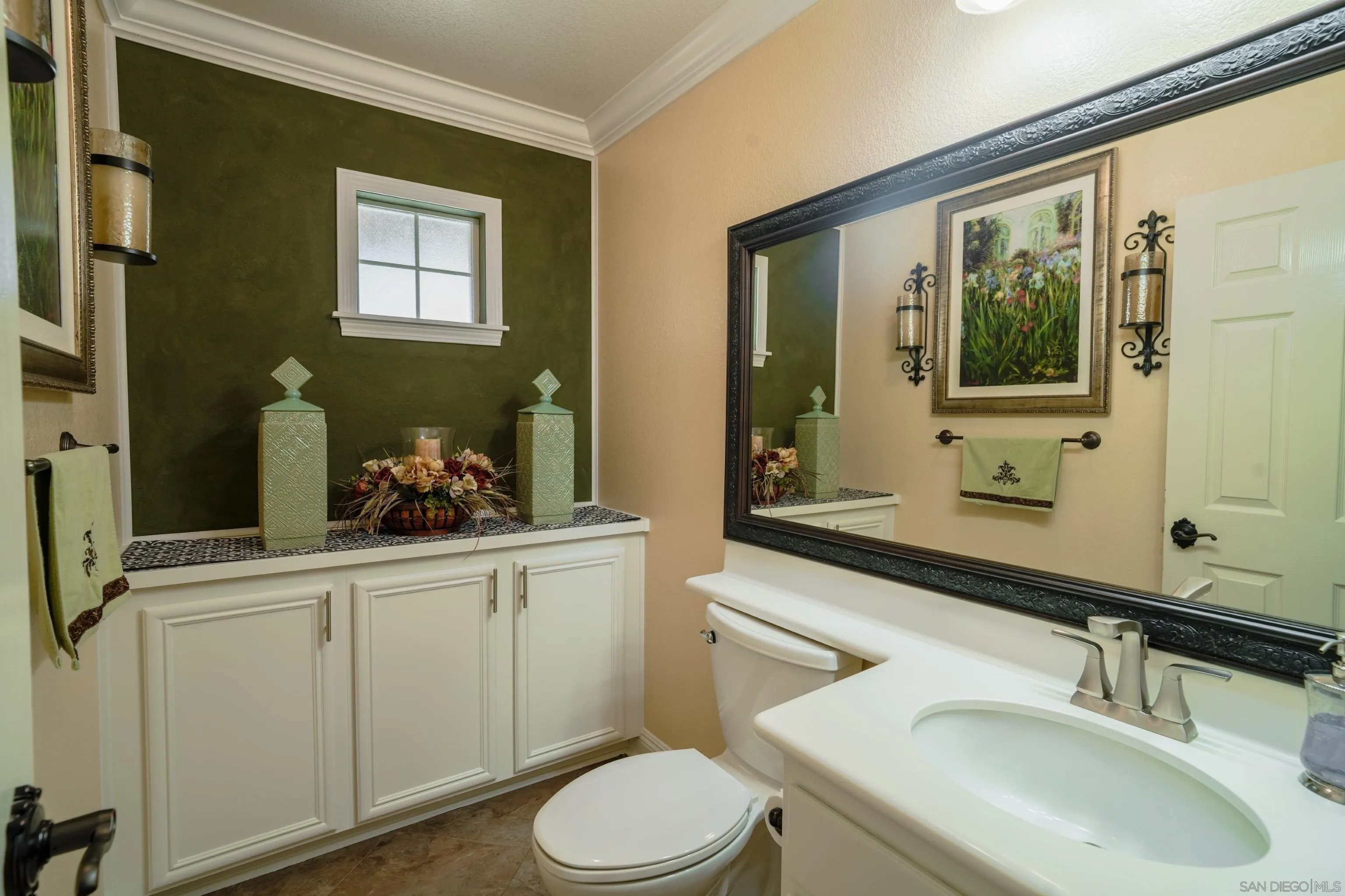 https://cdn.realtyfeed.com/cdn/127/250032083/9ec2acec048c854b93f39f01e73d522a.webp
