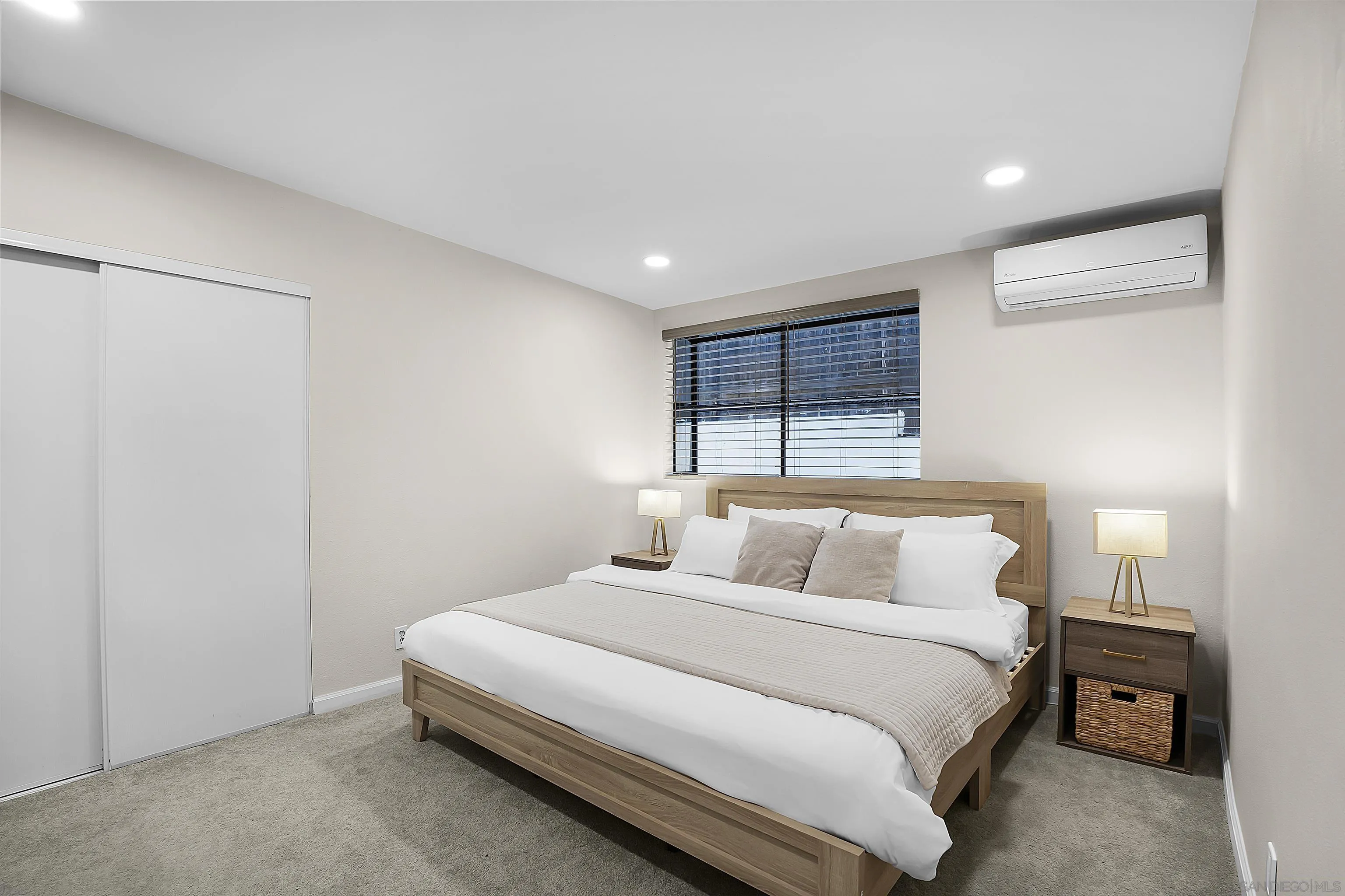 https://cdn.realtyfeed.com/cdn/127/250032091/a429ca75efe3e6fa91e6fd6761e14da4.webp